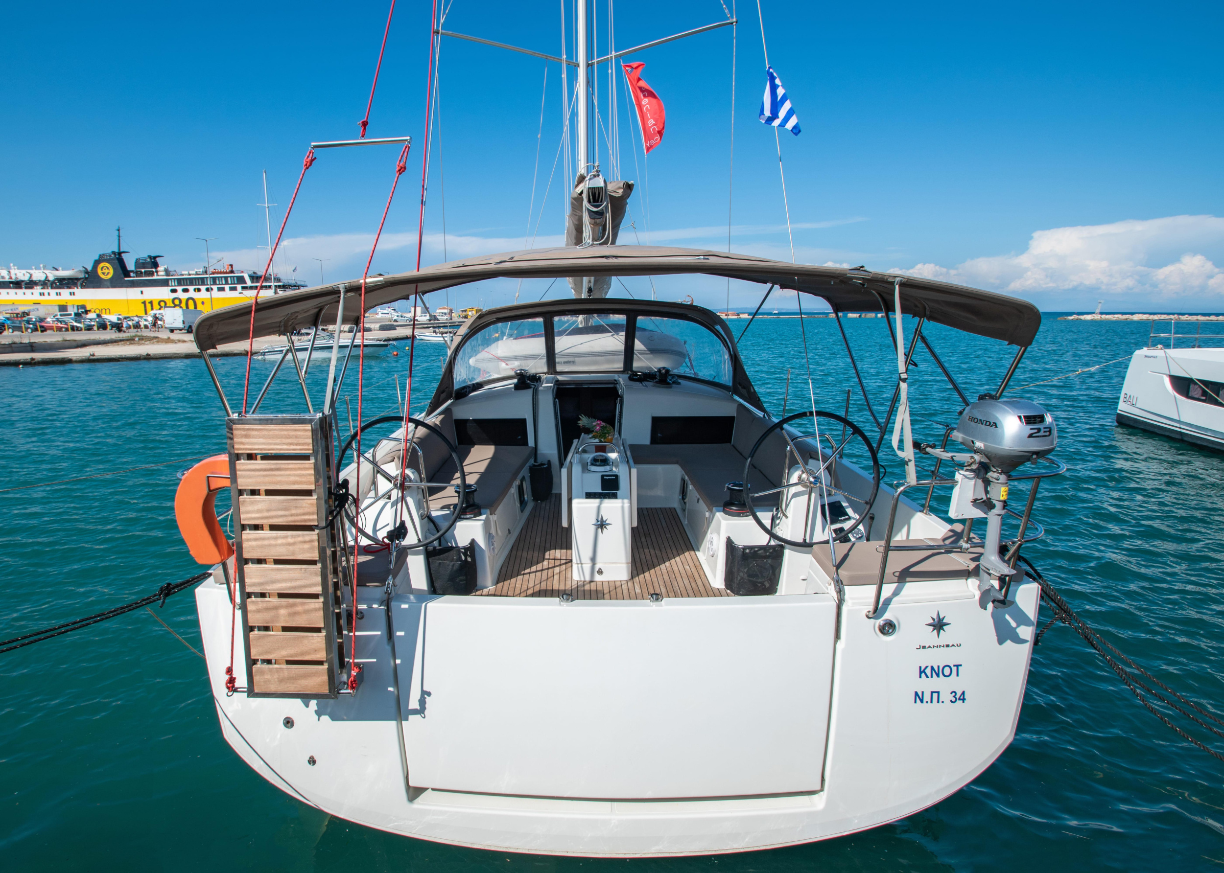 Sun Odyssey 490 4 cabins — photo 29