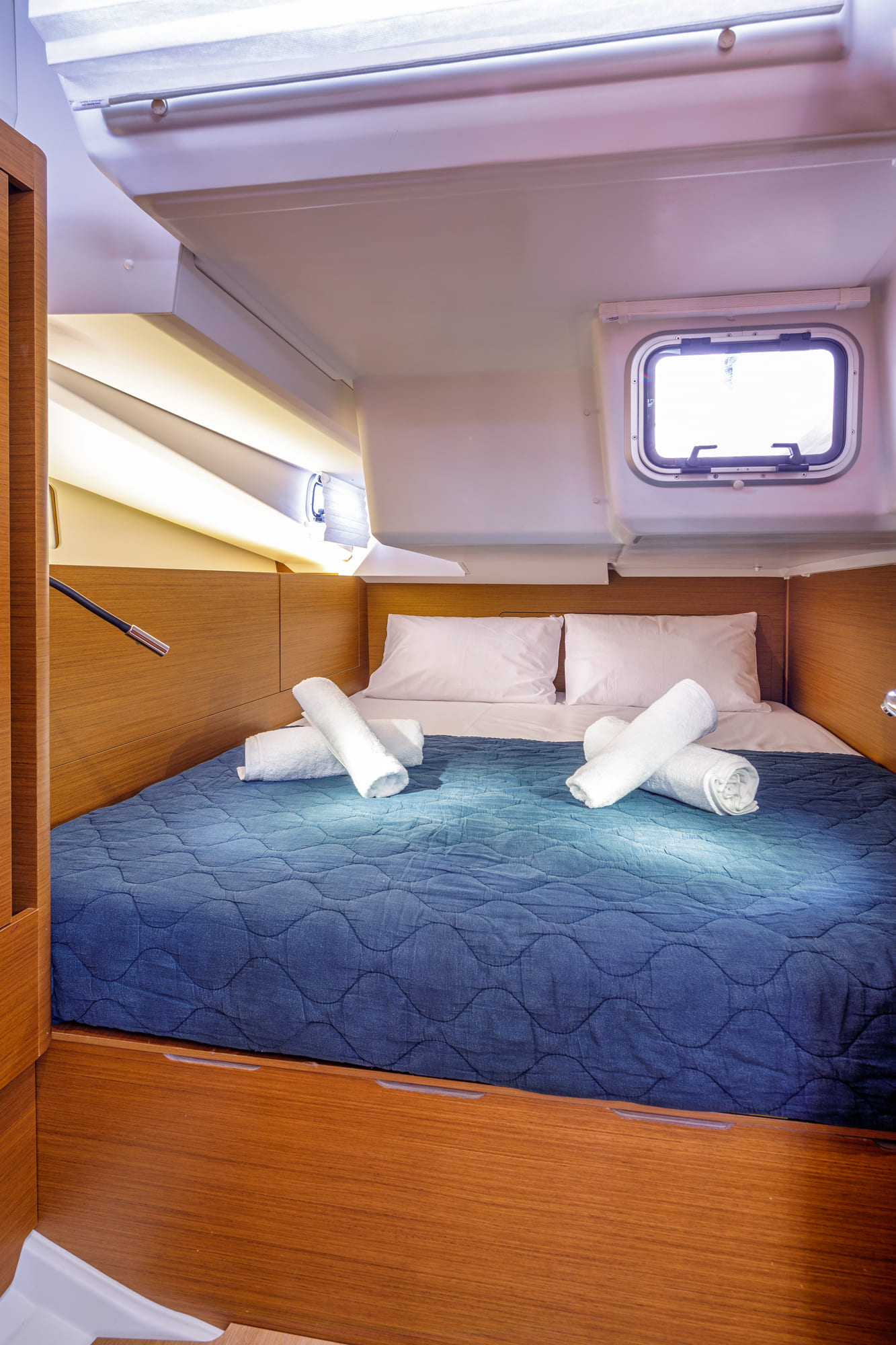 Sun Odyssey 440 — photo 4