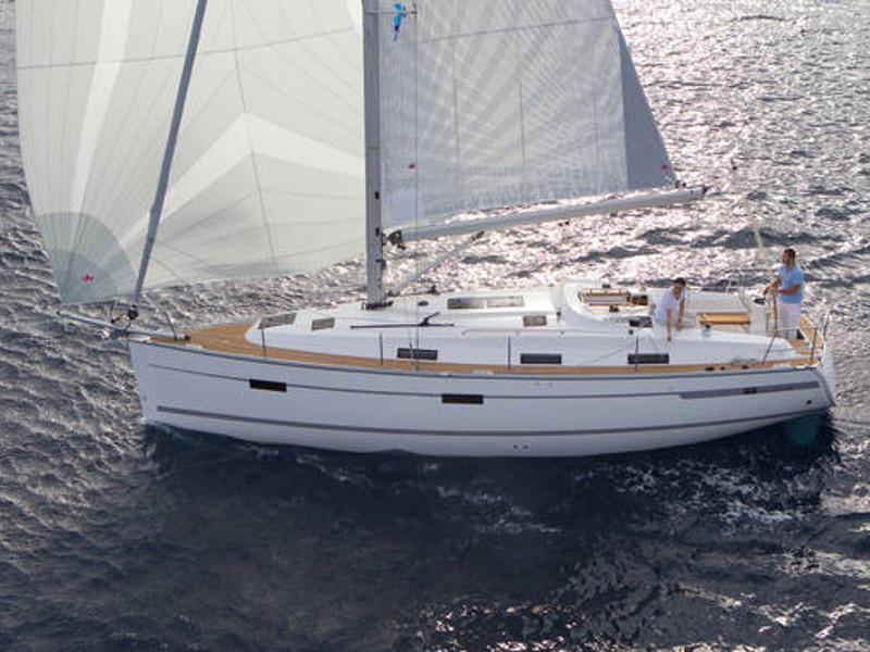 Bavaria Cruiser 36 — photo 1