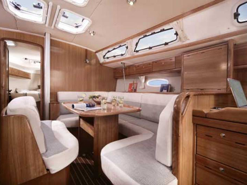 Bavaria 40 Cruiser — photo 5