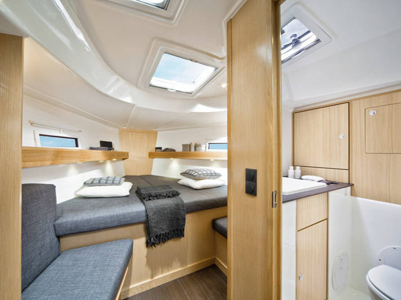 Bavaria Cruiser 40 — photo 7