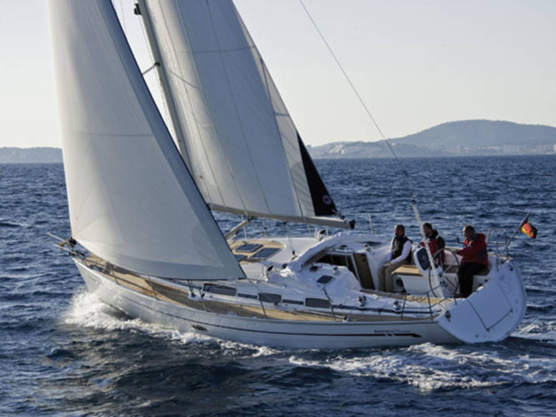 Bavaria 38 Cruiser — photo 4