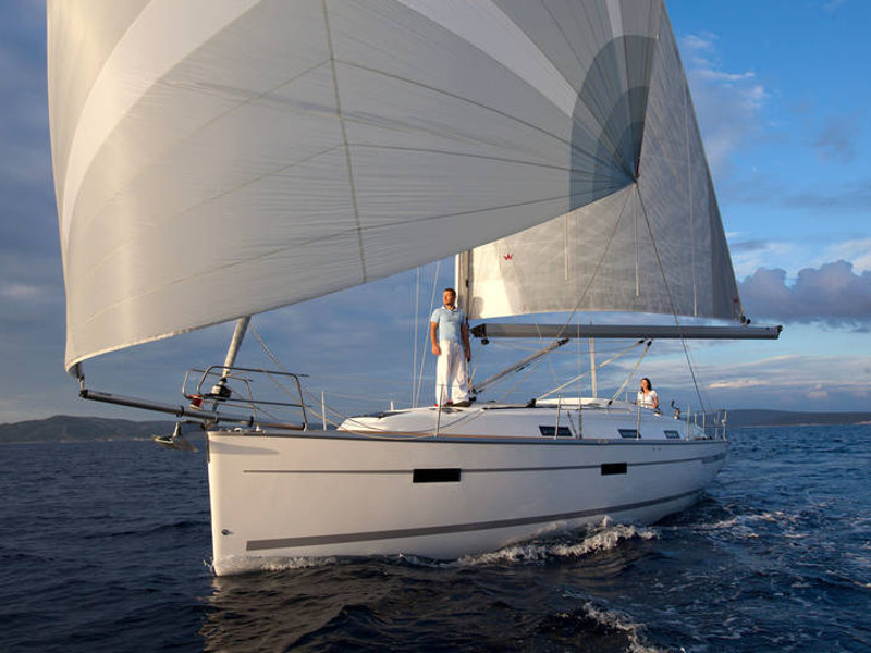 Bavaria Cruiser 37 — photo 7