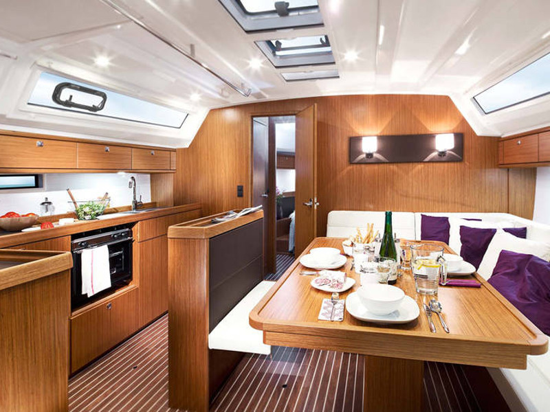 Bavaria Cruiser 46 — photo 10
