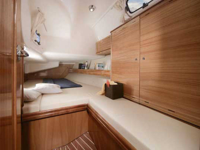 Bavaria 40 Cruiser — photo 3