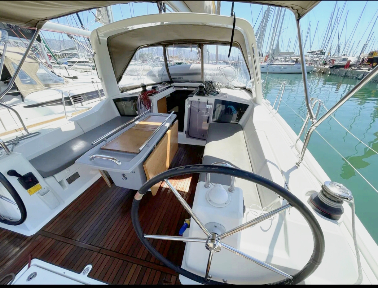 Oceanis 41.1 — photo 15