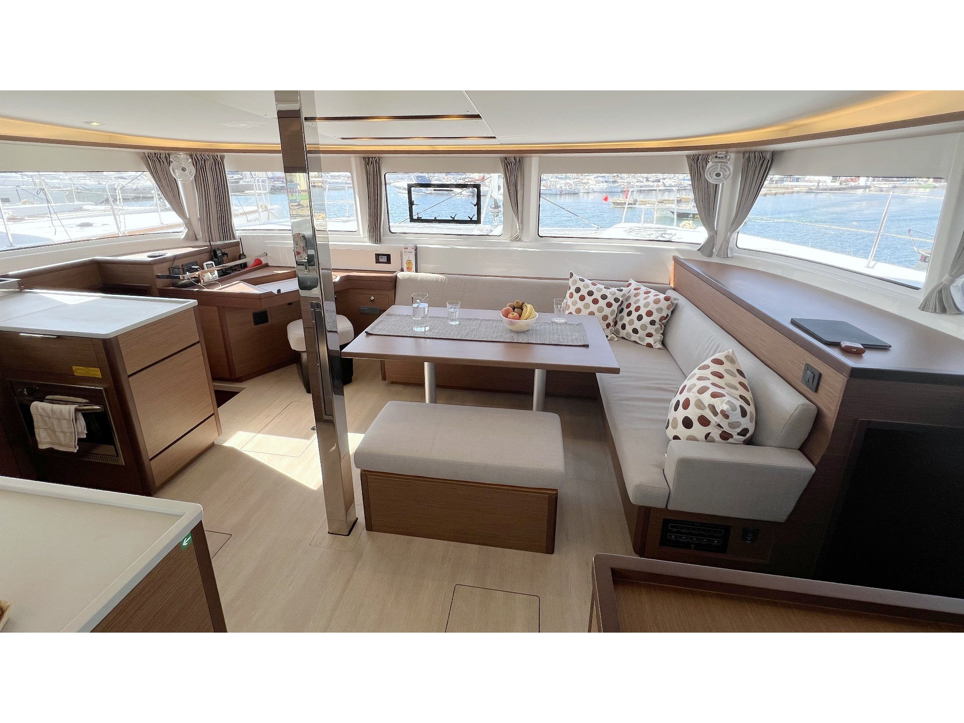Lagoon 46 — photo 19