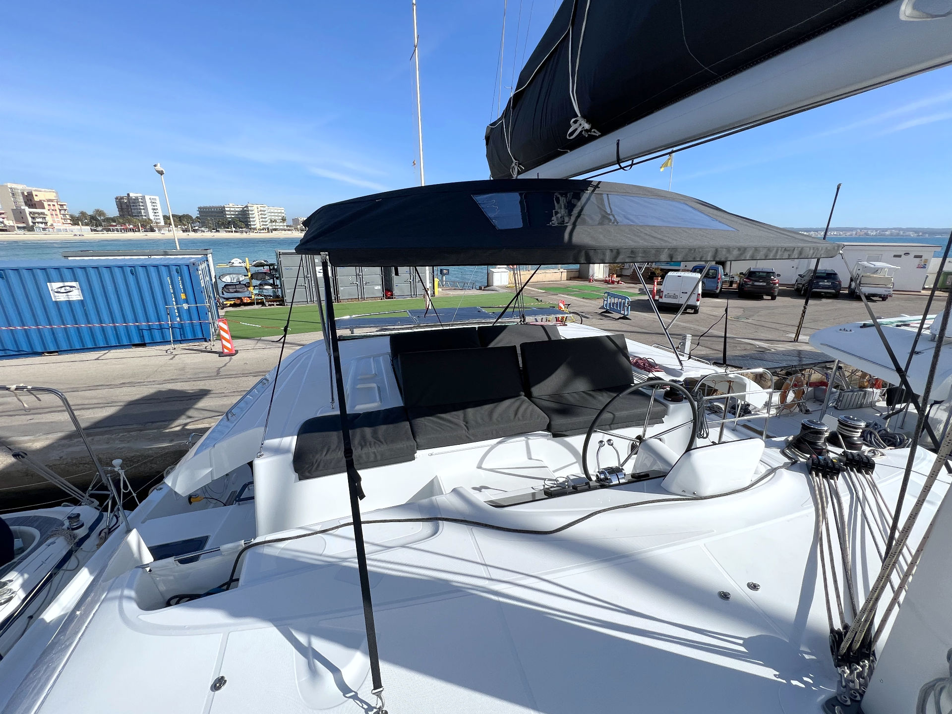 Lagoon 46 — photo 22