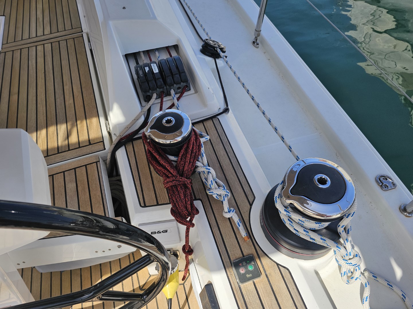 Oceanis 51.1 — photo 9