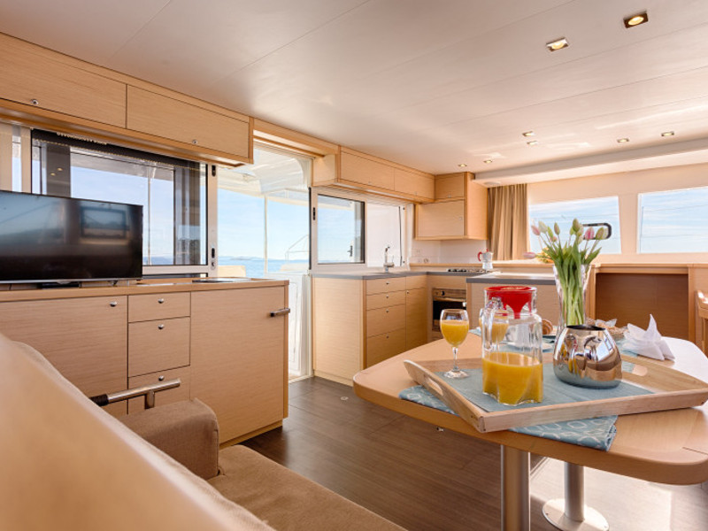 Lagoon 450 F Luxury — photo 10