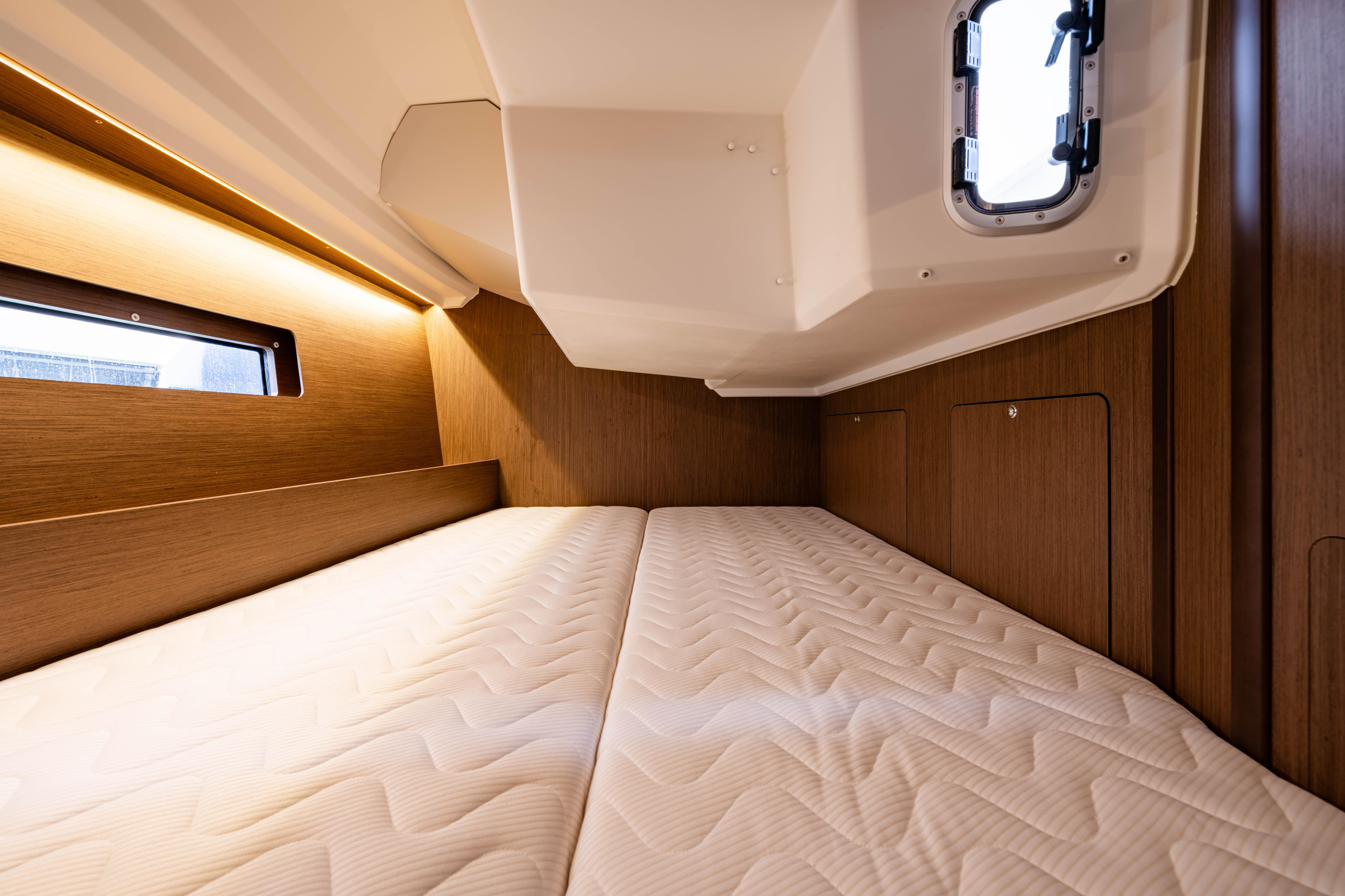 Oceanis 40.1 — photo 3