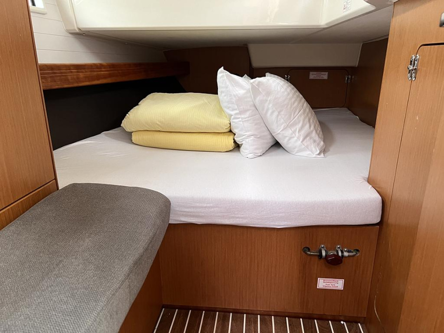 Bavaria Cruiser 41 — photo 19