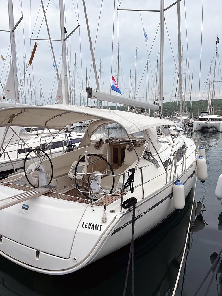 Bavaria Cruiser 41 — photo 15