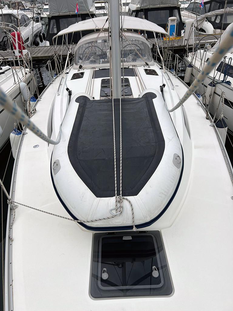 Bavaria Cruiser 41 — photo 38