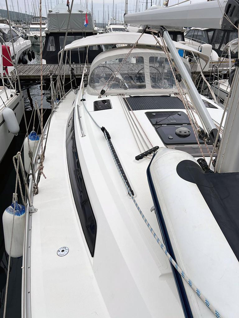 Bavaria Cruiser 41 — photo 32
