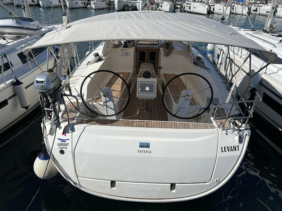 Bavaria Cruiser 41 — photo 16