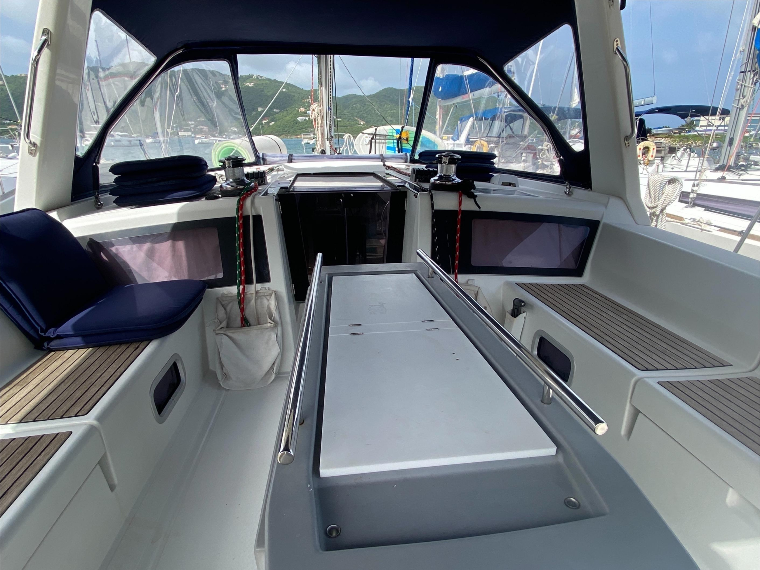 Beneteau Oceanis 48 (Owner's version) — photo 24