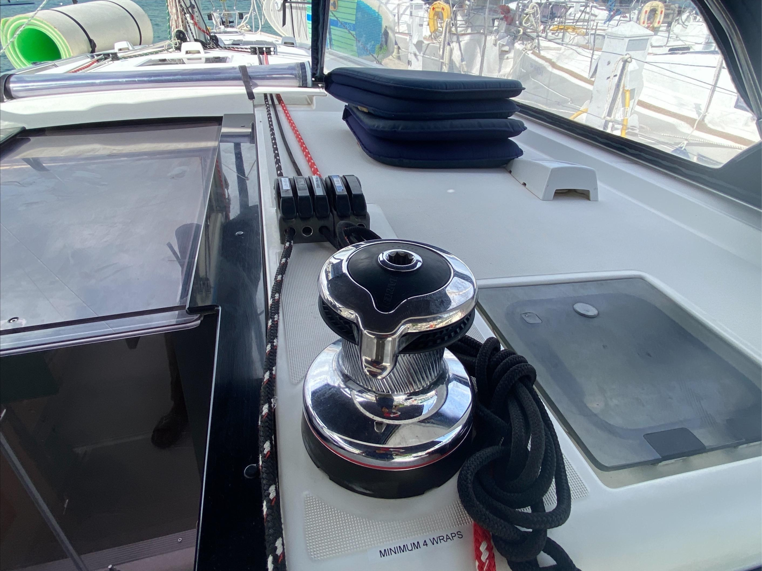 Beneteau Oceanis 48 (Owner's version) — photo 18