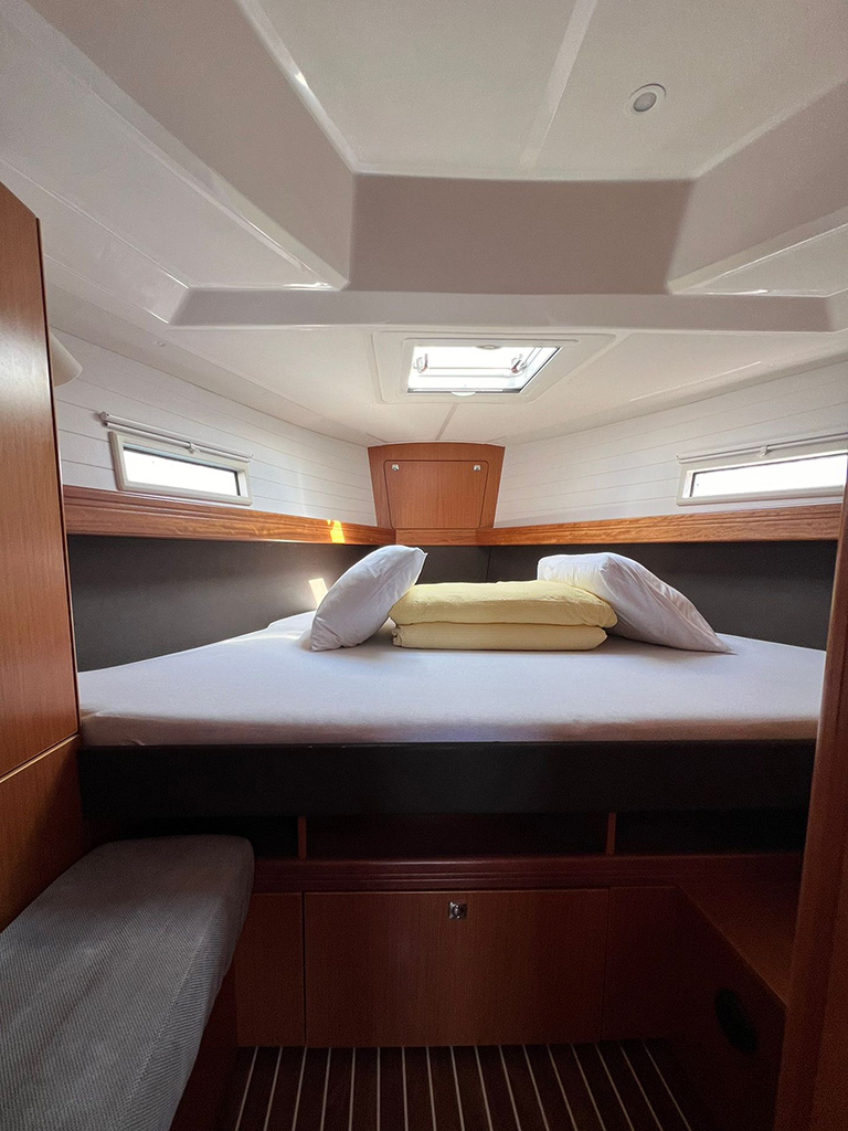 Bavaria Cruiser 41 — photo 8