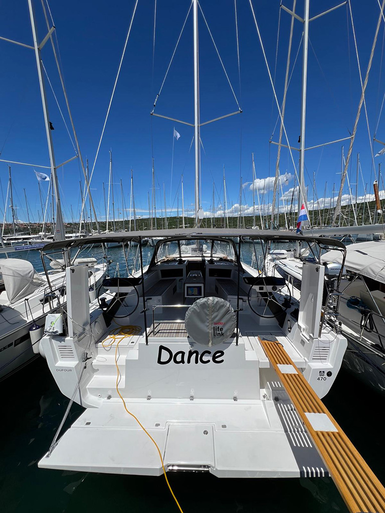 Dufour 470 - 5 cabins — photo 25