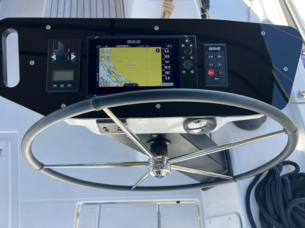 Dufour 470 - 5 cabins — photo 17