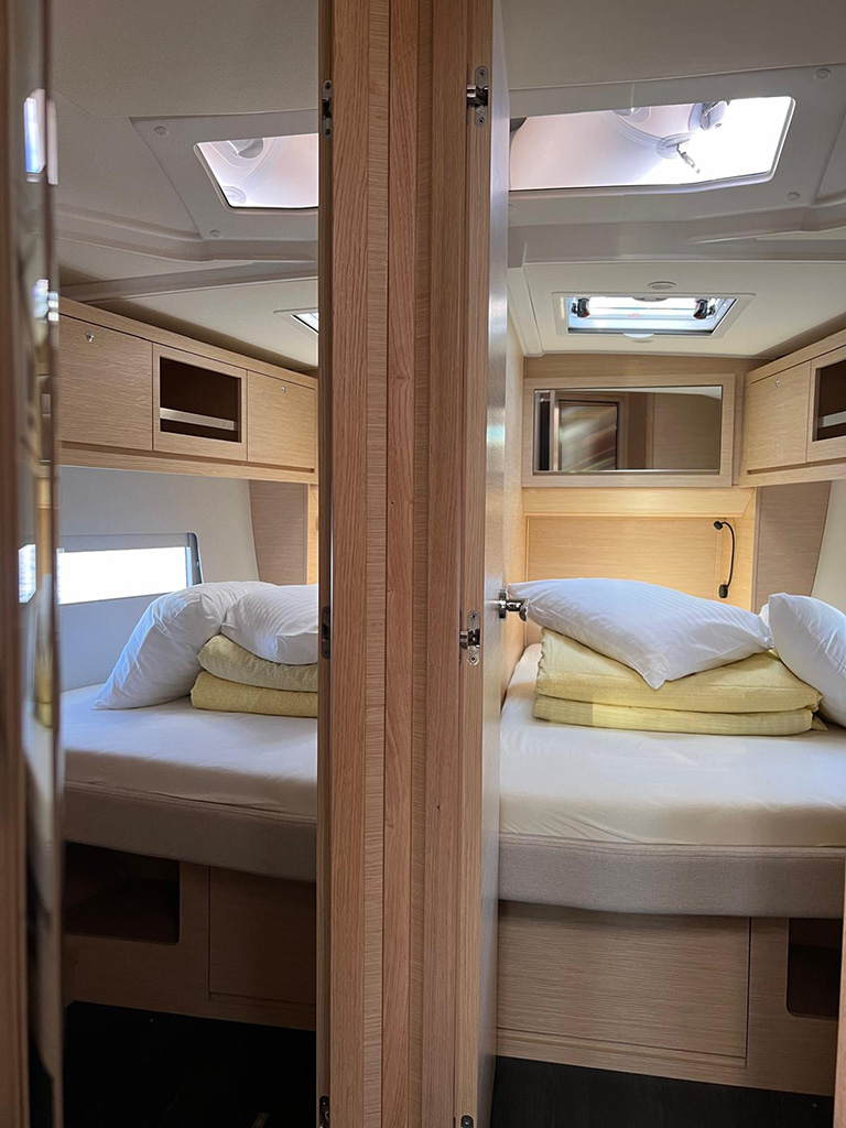 Dufour 470 - 5 cabins — photo 6