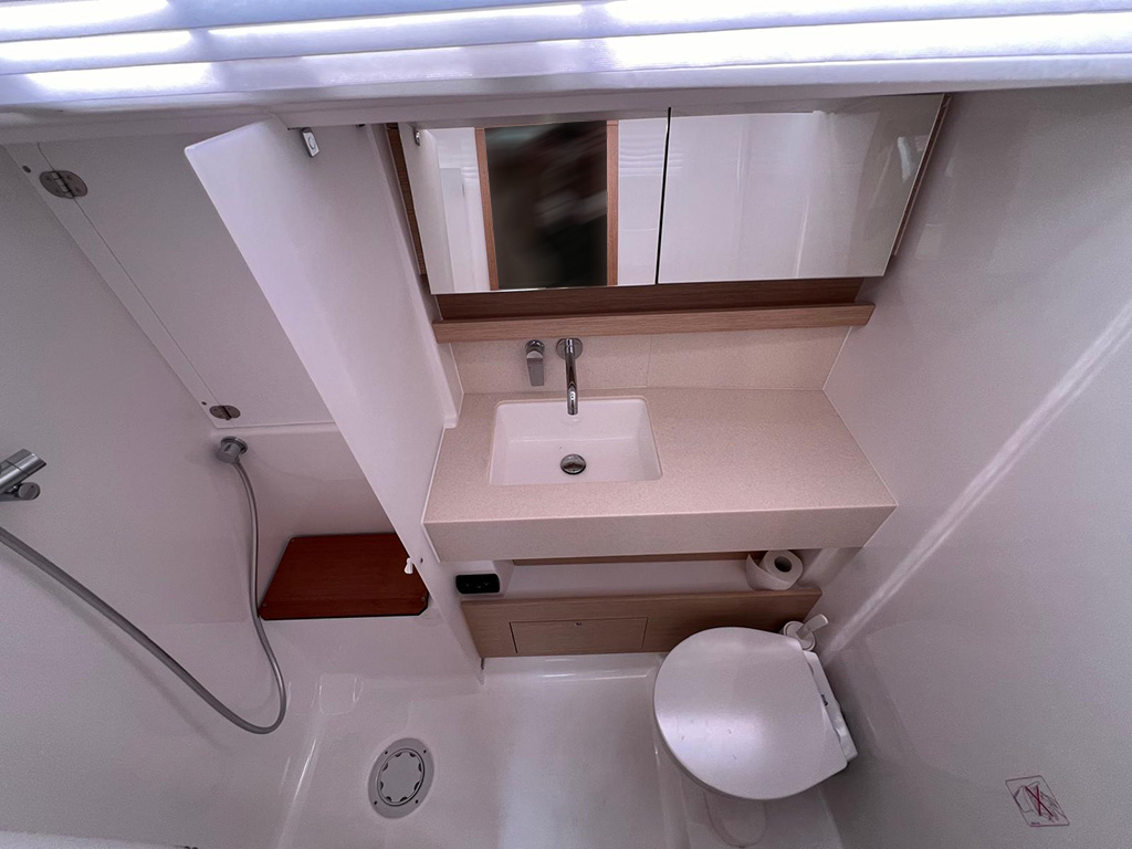 Dufour 470 - 5 cabins — photo 7