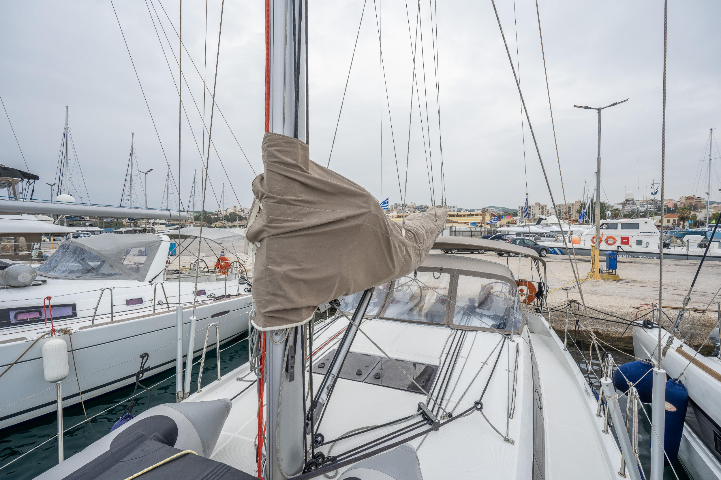 Sun Odyssey 410 — photo 6