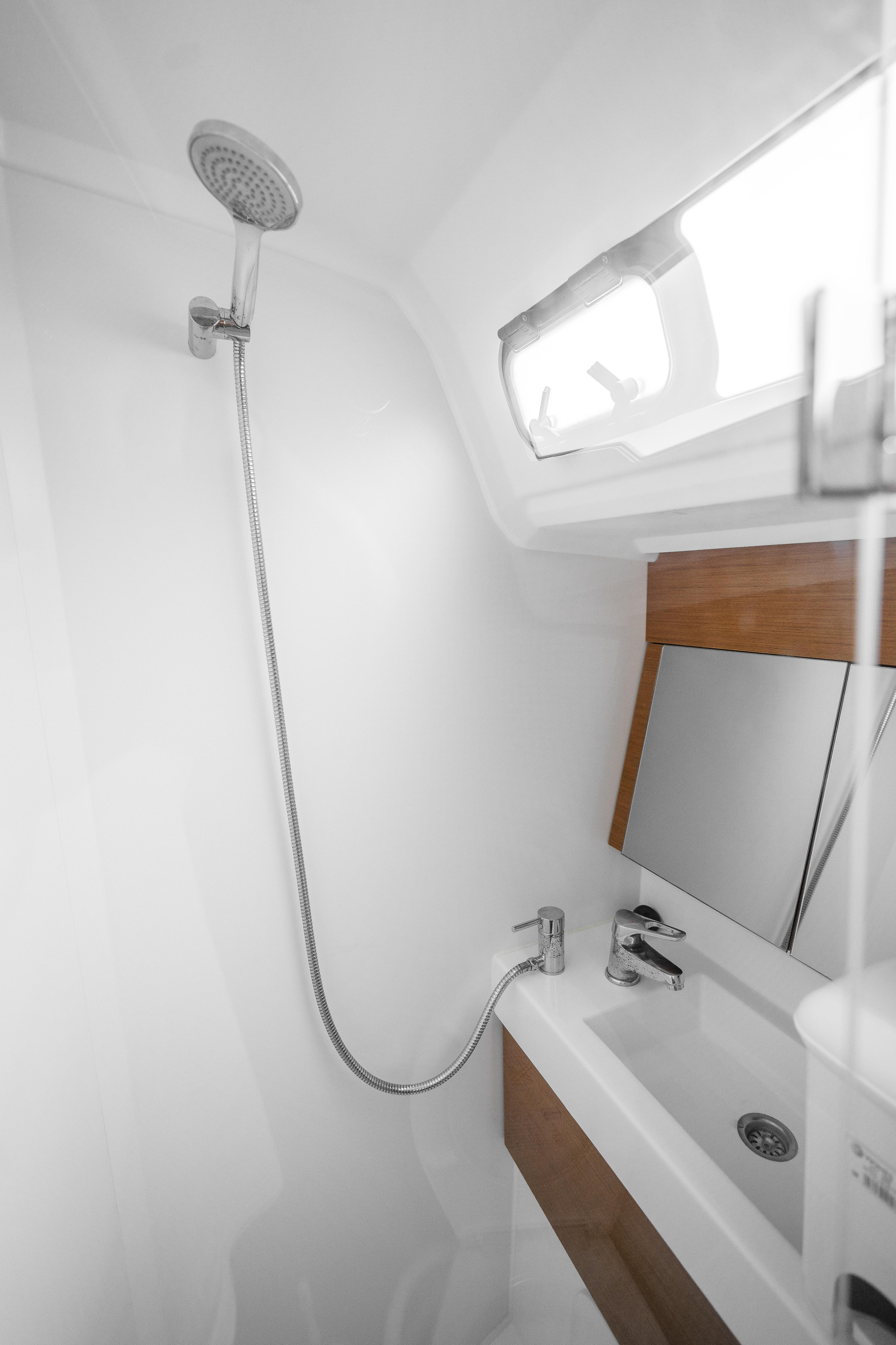 Sun Odyssey 410 — photo 7
