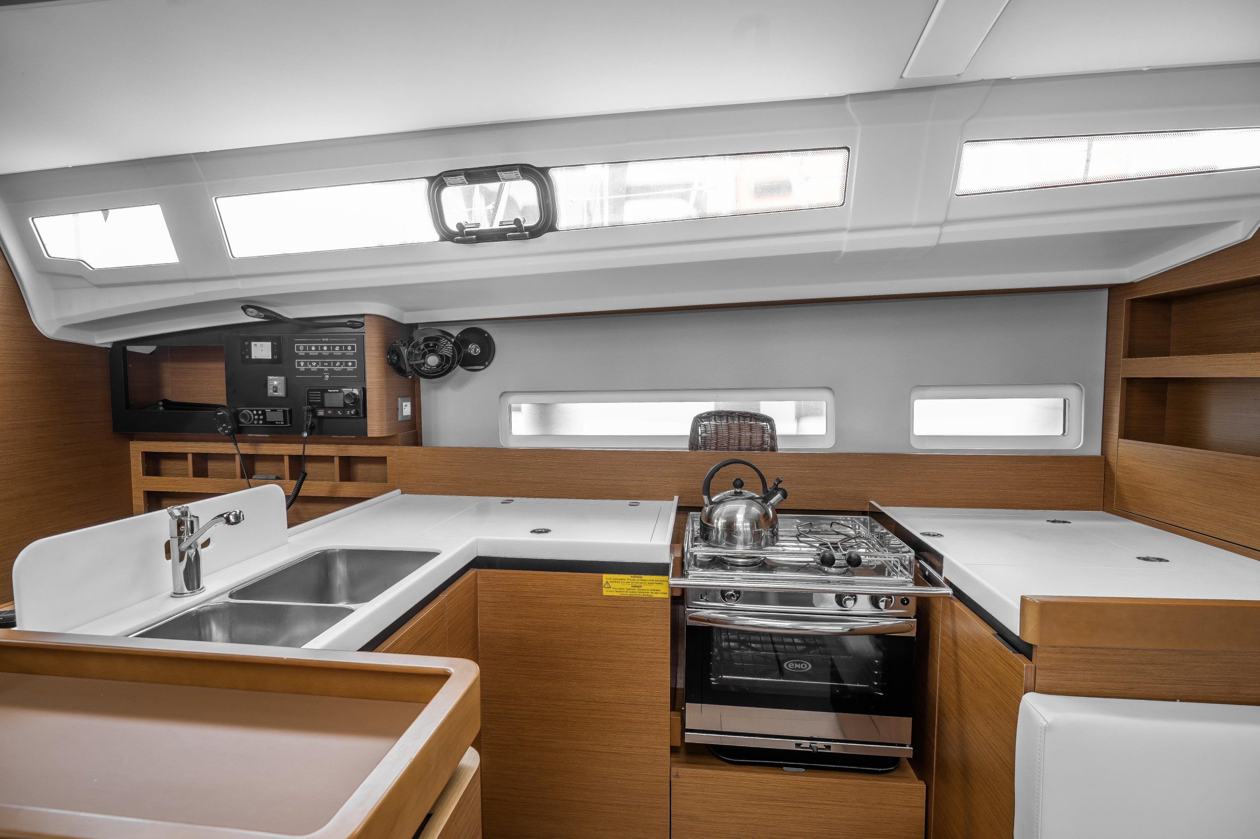 Sun Odyssey 410 — photo 3