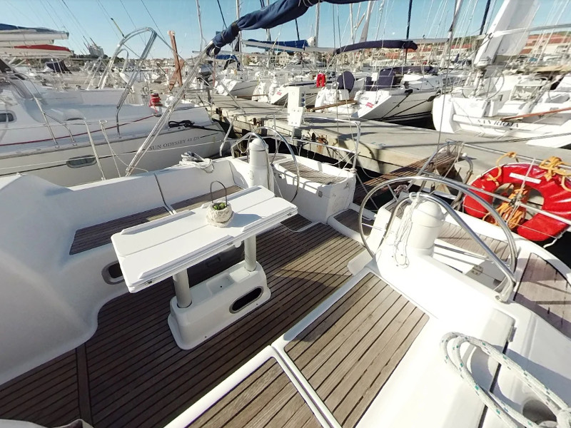 Sun Odyssey 40 — photo 8