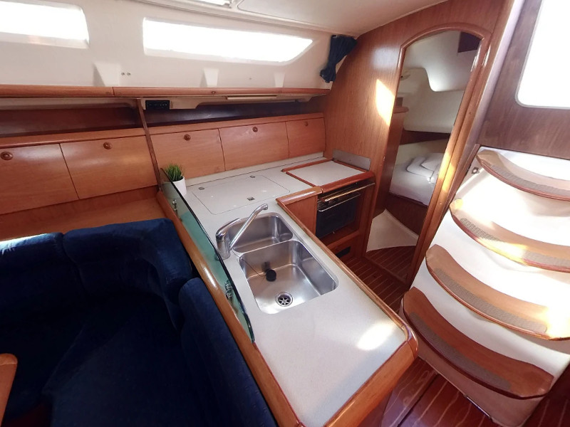 Sun Odyssey 40 — photo 6