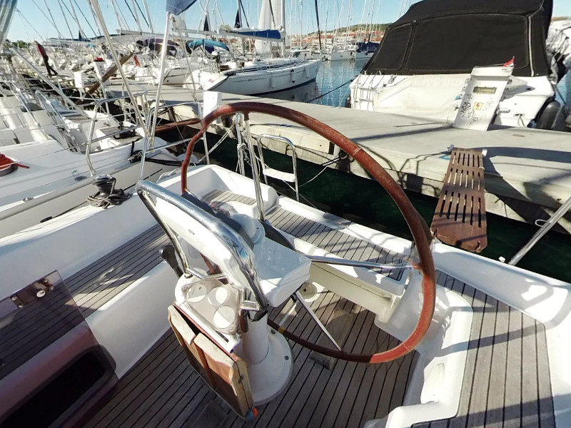 Sun Odyssey 30i — photo 8