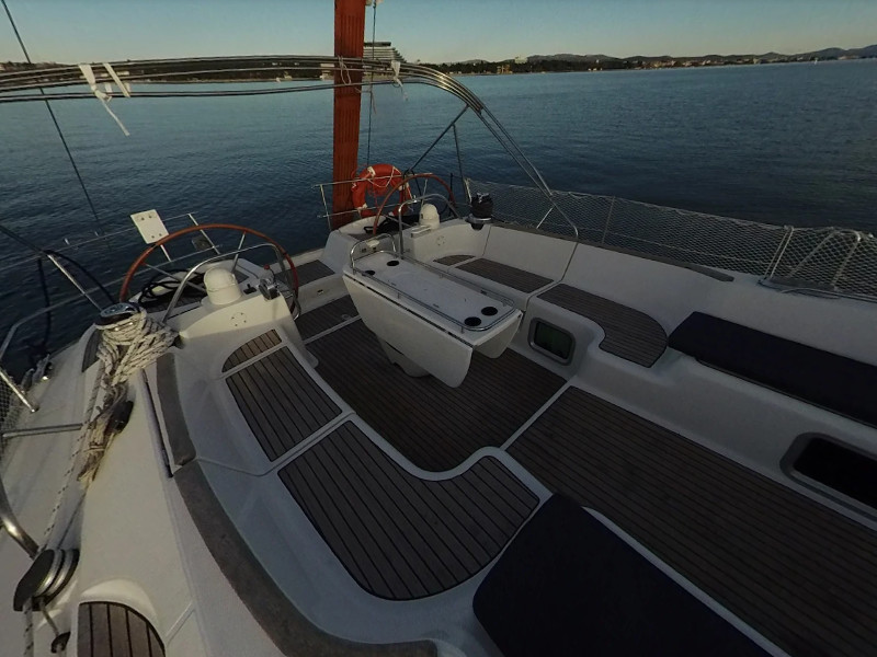 Sun Odyssey 54 DS — photo 8