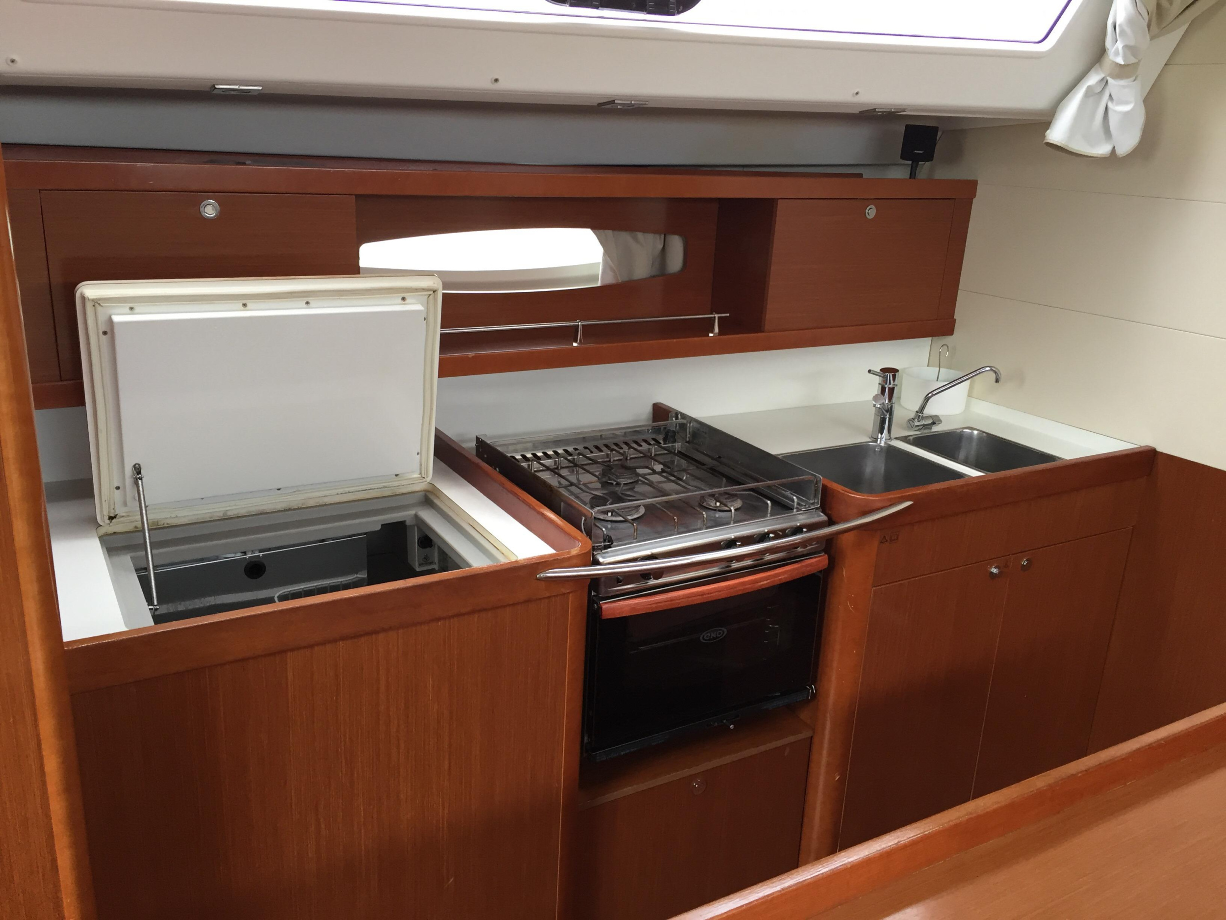 Oceanis 50 Family — photo 12