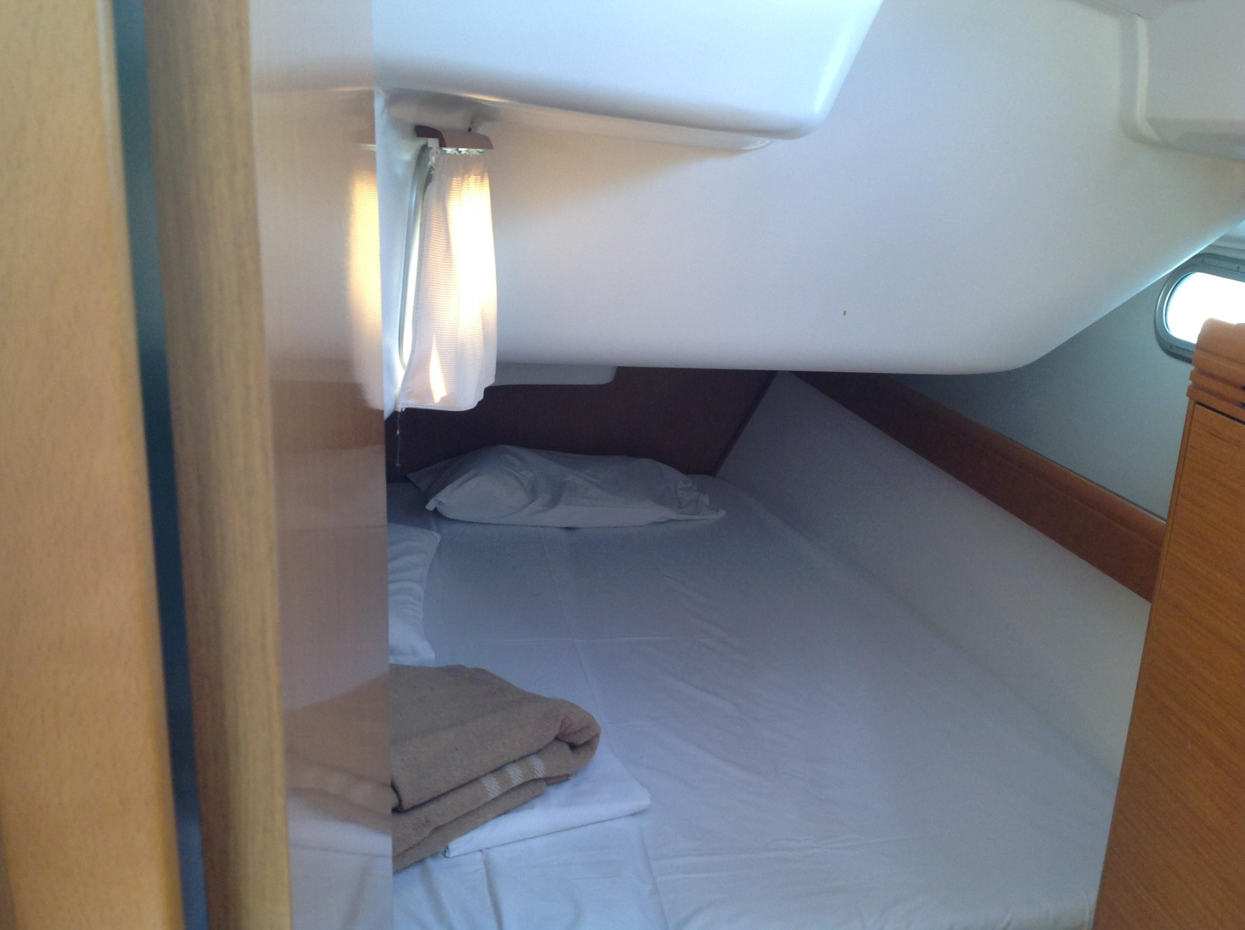 Sun Odyssey 42i — photo 6