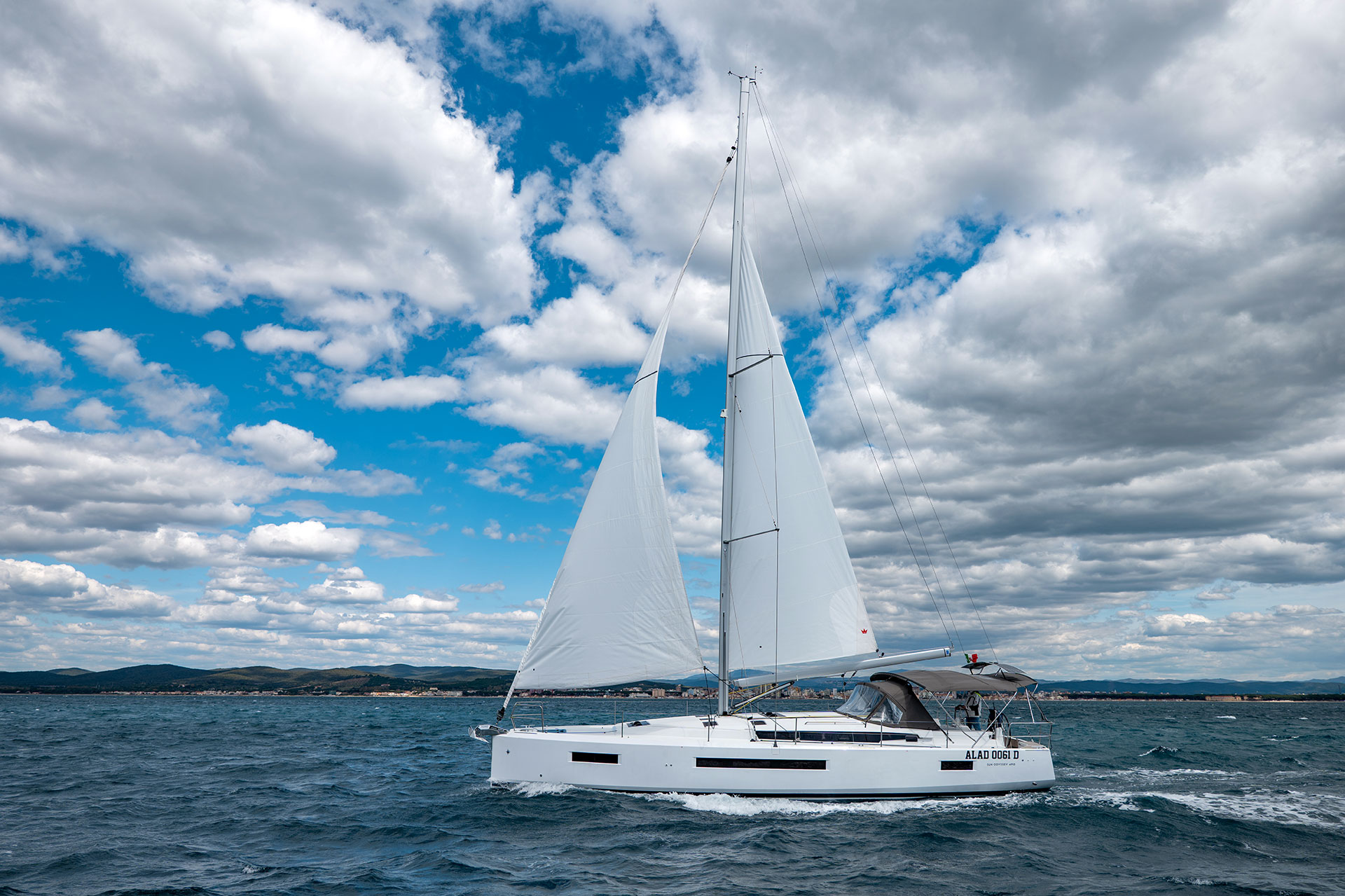 Sun Odyssey 490 — photo 3