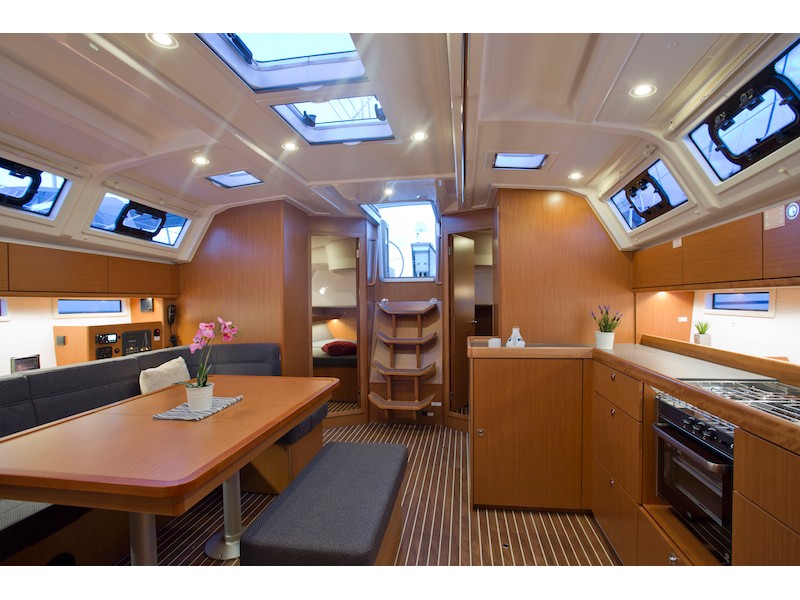 Bavaria 46 Cruiser — photo 9