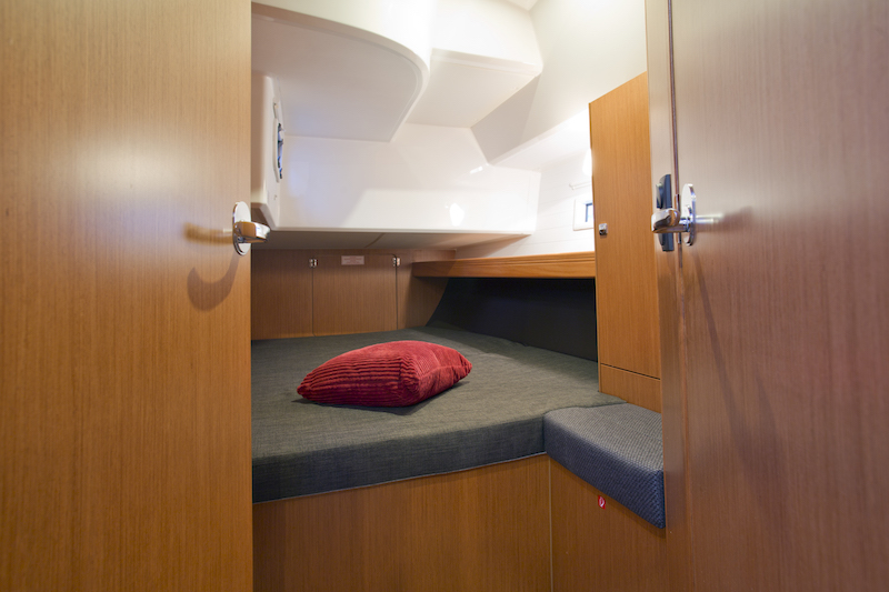 Bavaria 46 Cruiser — photo 10