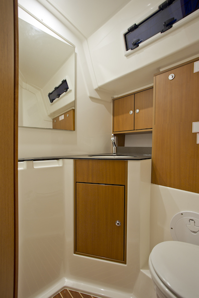 Bavaria 45 — photo 13