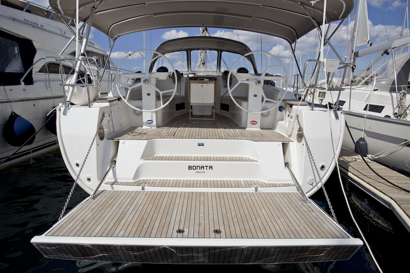 Bavaria 45 — photo 17