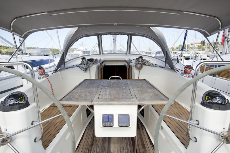 Bavaria 41 Cruiser — photo 21