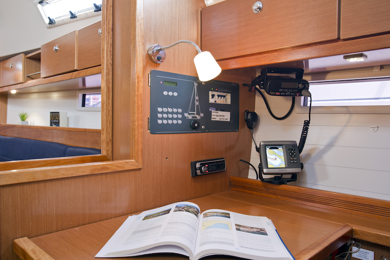 Bavaria 41 Cruiser — photo 3