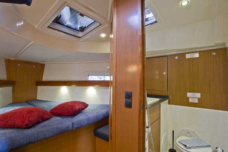Bavaria 41 Cruiser — photo 6
