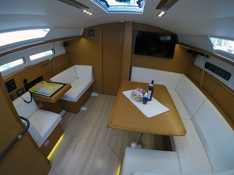 Sun Odyssey 449 — photo 2