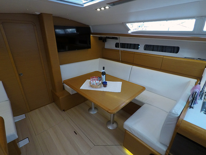 Sun Odyssey 449 — photo 18