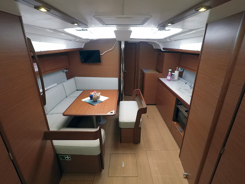 Dufour 430 GL — photo 24