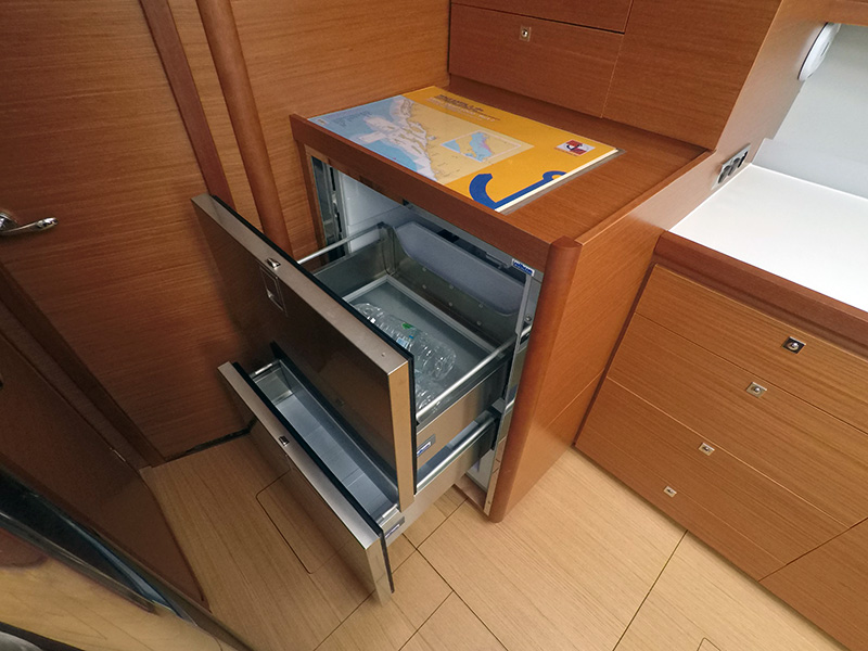 Dufour 430 GL — photo 8