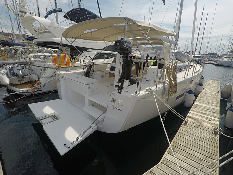 Dufour 430 GL — photo 13