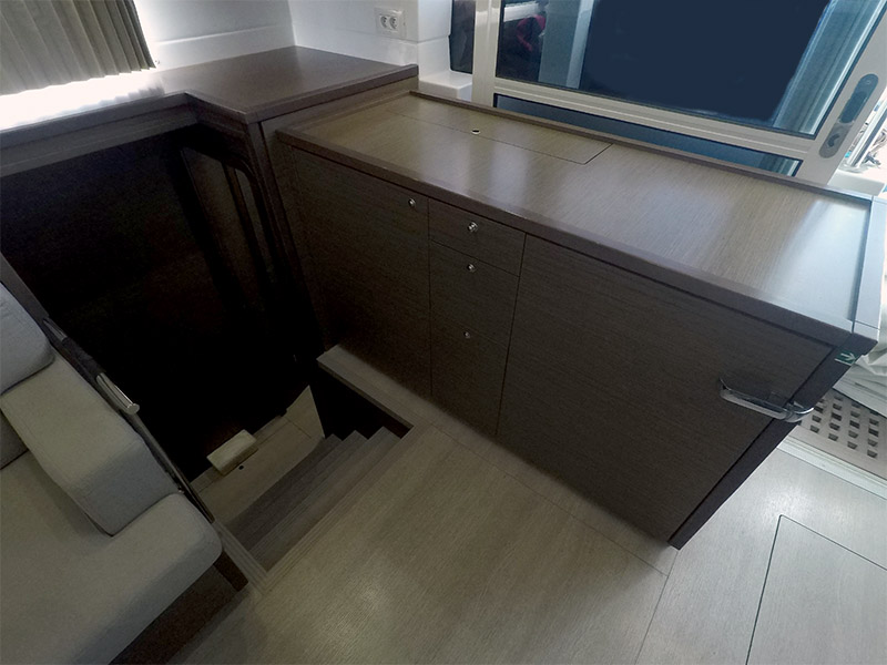 Lagoon 450 — photo 45